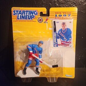 Kenner 1997 Edition Wayne Gretzky NHL New York Rangers Starting Lineup Figure